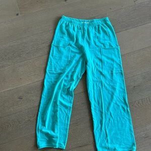 New without tags Escape by Habitat capri pants.